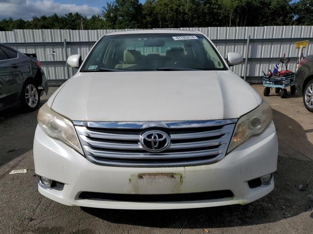 4T1BK3DB9BU430729 - 2011 TOYOTA AVALON BASE 白色 照片 5