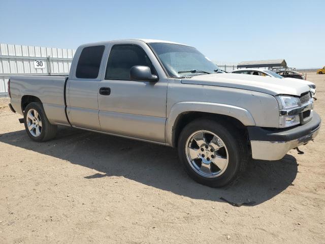 1GCEC19X84Z205960 - 2004 CHEVROLET SILVERADO C1500 银色 照片 4