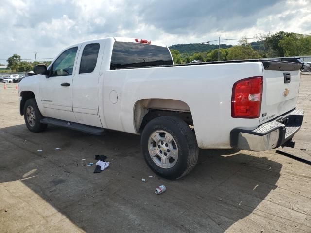 1GCEC29J49Z122972 - 2009 CHEVROLET SILVERADO C1500 LT WHITE photo 2