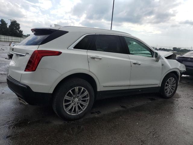 1GYKNBRS5HZ310088 - 2017 CADILLAC XT5 LUXURY WHITE photo 3