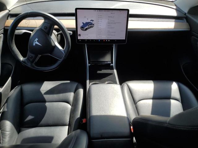 5YJ3E1EA1JF034800 - 2018 TESLA MODEL 3 SILVER photo 8