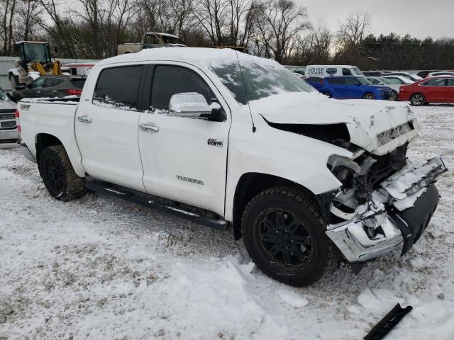 5TFDW5F10GX490938 - 2016 TOYOTA TUNDRA CREWMAX SR5 WHITE photo 4