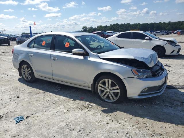 3VWLA7AJ4FM281779 - 2015 VOLKSWAGEN JETTA TDI 银色 照片 4