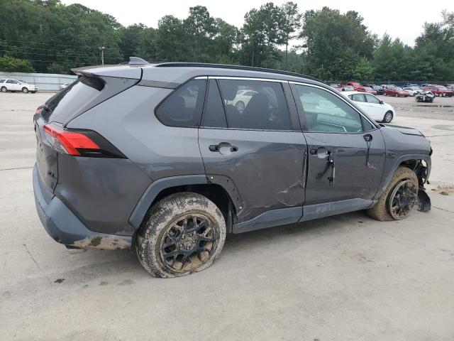 2T3W1RFV0LC070758 - 2020 TOYOTA RAV4 XLE GRAY photo 3