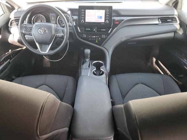 4T1C11AK2NU690507 - 2022 TOYOTA CAMRY LE WHITE photo 8