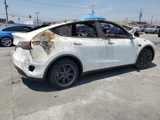 7SAYGDED5SF313117 - 2025 TESLA MODEL Y WHITE photo 3