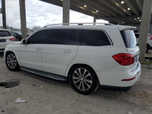 4JGDF7CE8EA294762 - 2014 AUSTIN A40 450 4MATIC WHITE photo 2