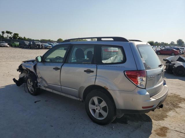 JF2SHBBC0CH421776 - 2012 SUBARU FORESTER 2.5X Srebrny zdjęcie 2