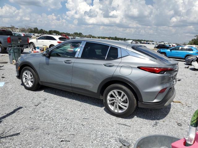 KL47LAE26RB070927 - 2024 BUICK ENVISTA PREFERRED SILVER photo 2