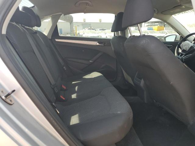 1VWAT7A31GC050618 - 2016 VOLKSWAGEN PASSAT S SILVER photo 10