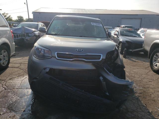 KNDJP3A51E7047984 - 2014 KIA SOUL + SILVER photo 5