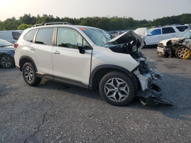 JF2SKAEC2NH461738 - 2022 SUBARU FORESTER PREMIUM Ақ фото 4