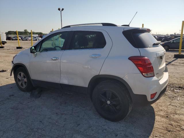 3GNCJLSB8LL113302 - 2020 CHEVROLET TRAX 1LT WHITE photo 2