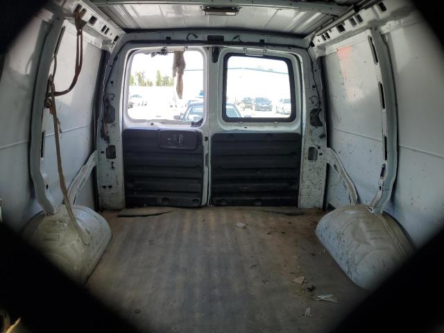 1GCFG15X281195512 - 2008 CHEVROLET EXPRESS G1 WHITE photo 10