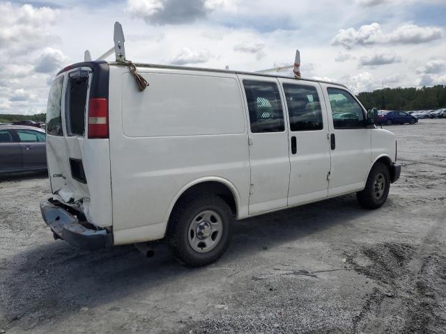 1GCFG15X281195512 - 2008 CHEVROLET EXPRESS G1 WHITE photo 3