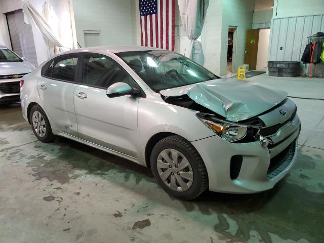 3KPA24AB0KE239337 - 2019 KIA RIO S SILVER photo 4