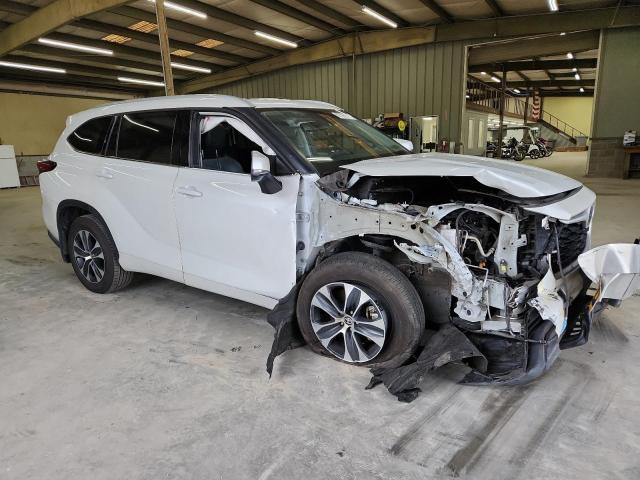 5TDHZRBH3NS226747 - 2022 TOYOTA HIGHLANDER XLE Beyaz fotoğraf 4