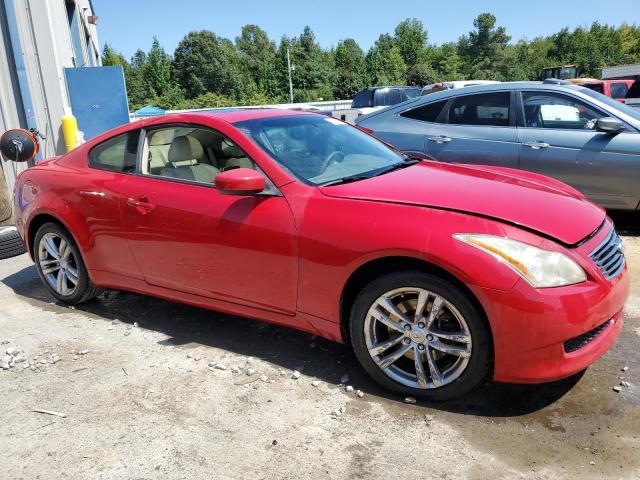 JNKCV64F09M653626 - 2009 INFINITI G37 RED photo 4