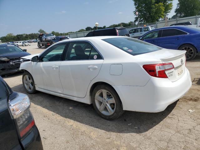 4T1BF1FK3EU779430 - 2014 TOYOTA CAMRY L WHITE photo 2