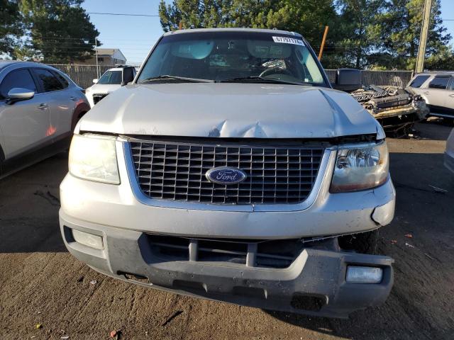 1FMFU16596LA97323 - 2006 FORD EXPEDITION XLT SILVER photo 5