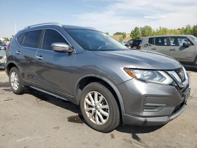 KNMAT2MV2JP577585 - 2018 NISSAN ROGUE S Szary zdjęcie 4