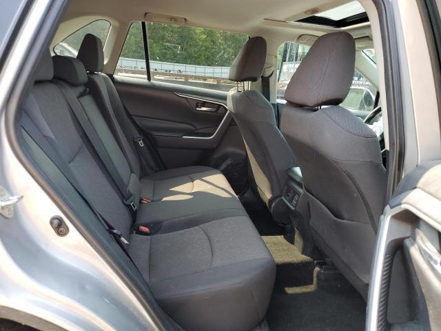2T3P1RFV5KW055223 - 2019 TOYOTA RAV4 XLE SILVER photo 11