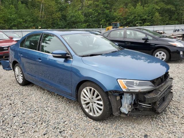 3VWD17AJ2FM232536 - 2015 VOLKSWAGEN JETTA SE BLUE photo 4