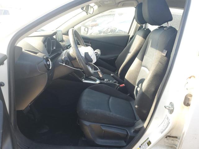 3MYDLBZV4GY136877 - 2016 TOYOTA SCION IA WHITE photo 7