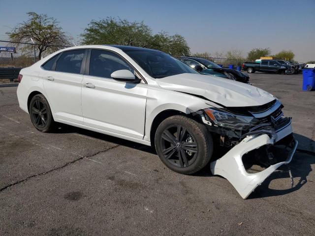 3VW7M7BU9PM039279 - 2023 VOLKSWAGEN JETTA SE WHITE photo 4