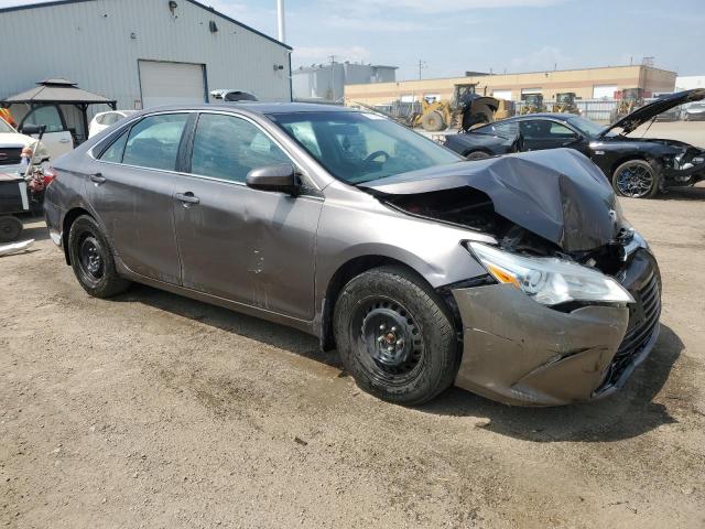 4T1BF1FKXHU638357 - 2017 TOYOTA CAMRY LE GRAY photo 4