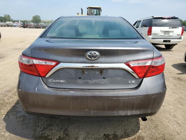 4T1BF1FKXHU638357 - 2017 TOYOTA CAMRY LE GRAY photo 6