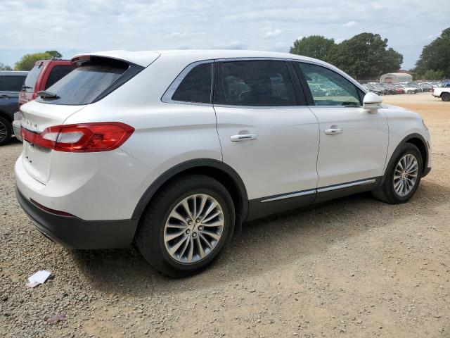 2LMPJ6KR0HBL29706 - 2017 LINCOLN MKX SELECT WHITE photo 3