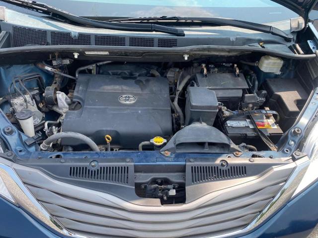 5TDYK3DC9BS137229 - 2011 TOYOTA SIENNA XLE BLUE photo 7