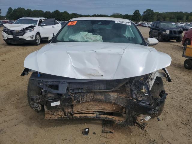 5NPLL4AG1MH013422 - 2021 HYUNDAI ELANTRA SE WHITE photo 5