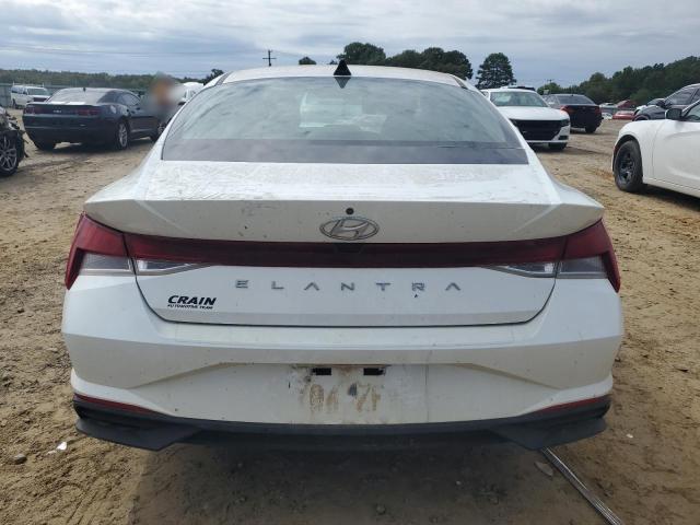 5NPLL4AG1MH013422 - 2021 HYUNDAI ELANTRA SE WHITE photo 6