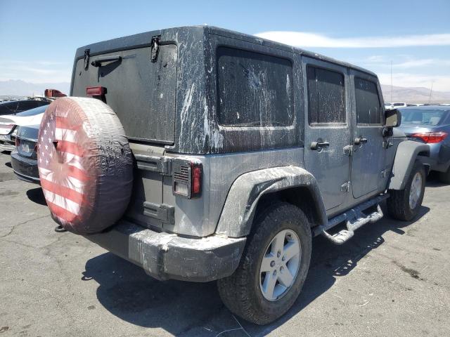 1C4HJWDG1JL840038 - 2018 JEEP WRANGLER U SPORT GRAY photo 3
