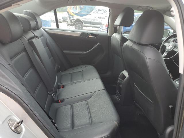 3VWDX7AJXDM304210 - 2013 VOLKSWAGEN JETTA SE 银色 照片 10