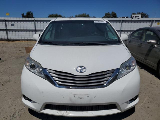 5TDYK3DC0GS704385 - 2016 TOYOTA SIENNA XLE GRAY photo 5