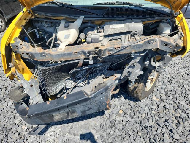 1GNHG39K091112932 - 2009 CHEVROLET EXPRESS G3 YELLOW photo 12