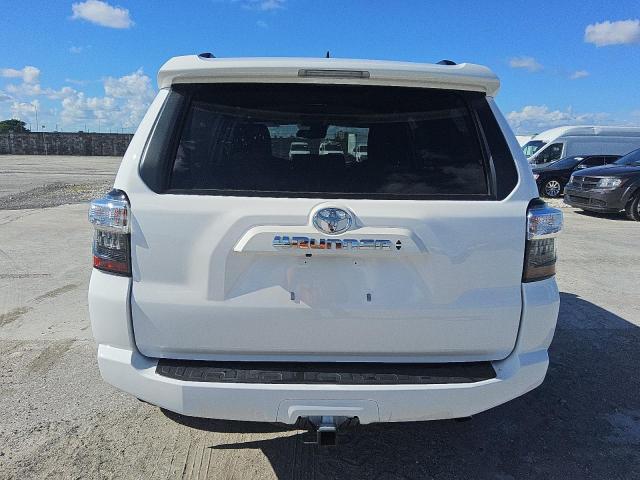 JTEEU5JRXP5294634 - 2023 TOYOTA 4RUNNER SR5 WHITE photo 6