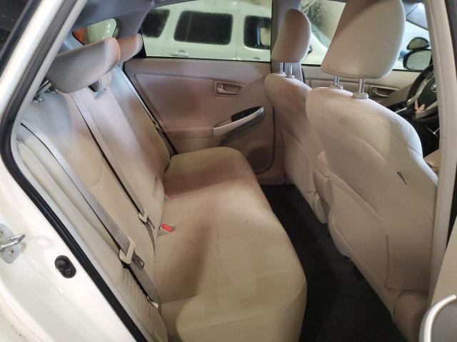 JTDKN3DU8D5568109 - 2013 TOYOTA PRIUS WHITE photo 10