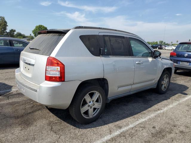 1J4NT4FB4AD578717 - 2010 JEEP COMPASS SPORT فضي صورة 3