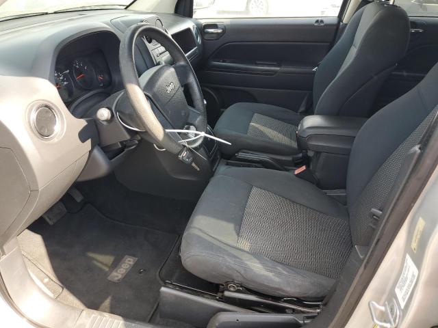 1J4NT4FB4AD578717 - 2010 JEEP COMPASS SPORT فضي صورة 7