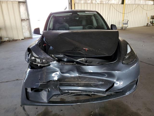 7SAYGAEEXPF832176 - 2023 TESLA MODEL Y GRAY photo 5