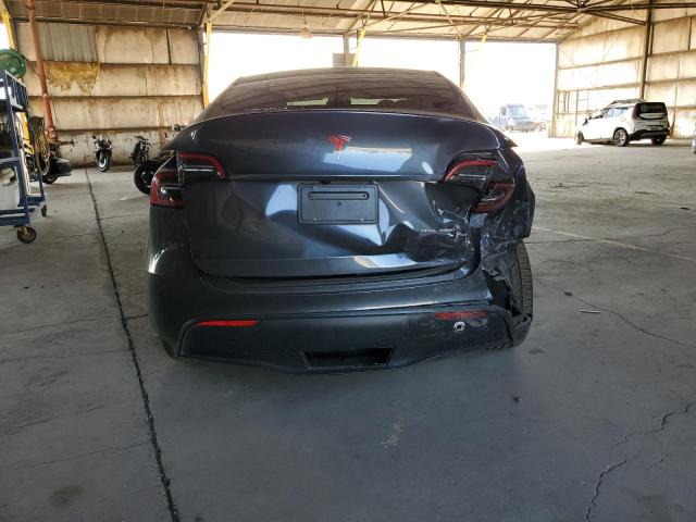 7SAYGAEEXPF832176 - 2023 TESLA MODEL Y GRAY photo 6