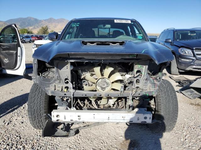 3TMDZ5BN3GM012387 - 2016 TOYOTA TACOMA DOUBLE CAB CHARCOAL photo 5