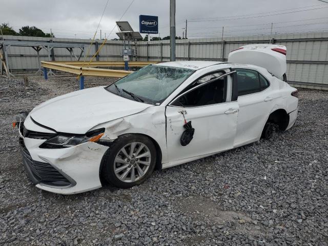2022 TOYOTA CAMRY LE, 