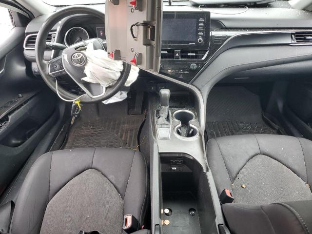 4T1C11AK1NU636647 - 2022 TOYOTA CAMRY LE 白色 照片 8