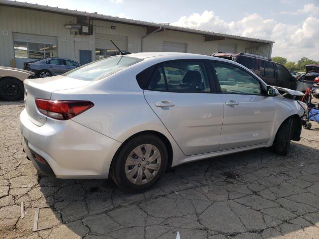 3KPA24AB2KE207635 - 2019 KIA RIO S SILVER photo 3