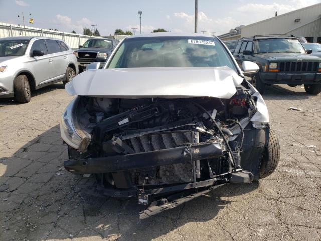 3KPA24AB2KE207635 - 2019 KIA RIO S SILVER photo 5